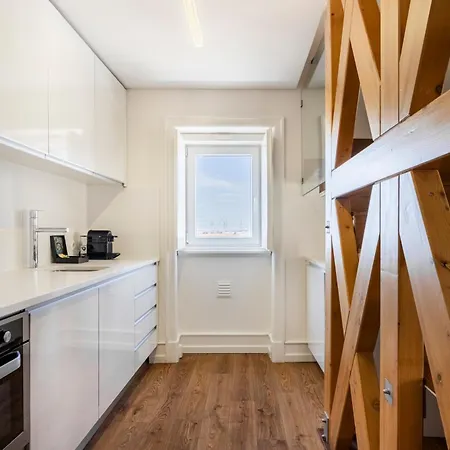 Chiado Trindade | * Lisboa