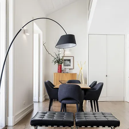 Chiado Trindade | דירה