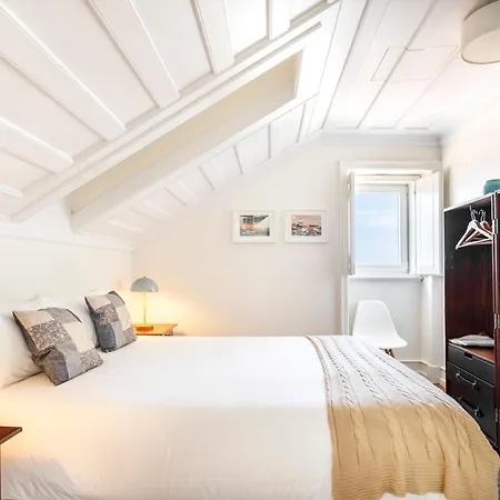 公寓 希亚多特林达德公寓 | 里斯本最佳公寓 *